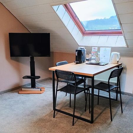 Sleep&Chill - Ruhige Uebernachtung Mit Main-Blick Apartamento Neustadt am Main Exterior foto