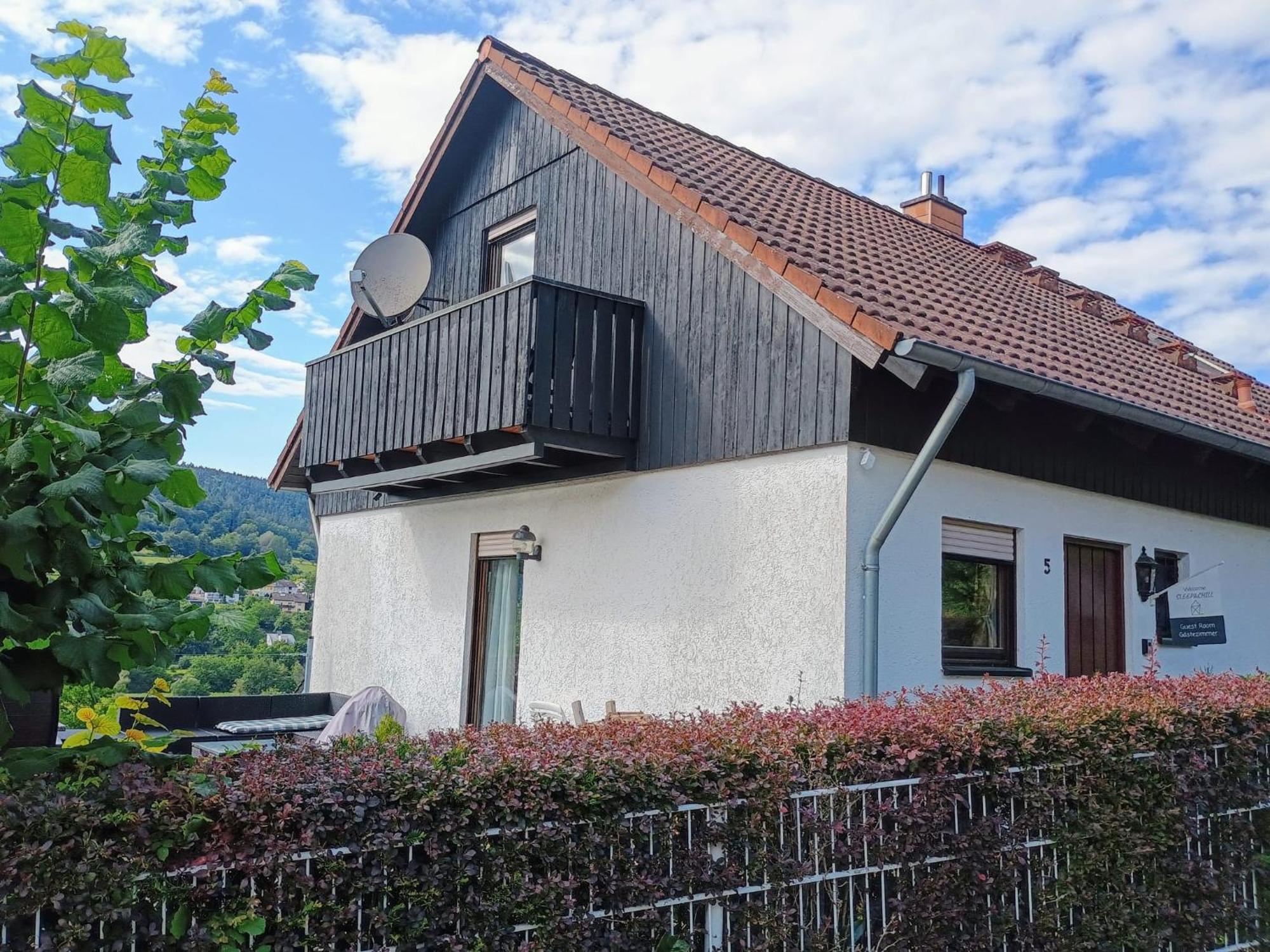 Sleep&Chill - Ruhige Uebernachtung Mit Main-Blick Apartamento Neustadt am Main Exterior foto