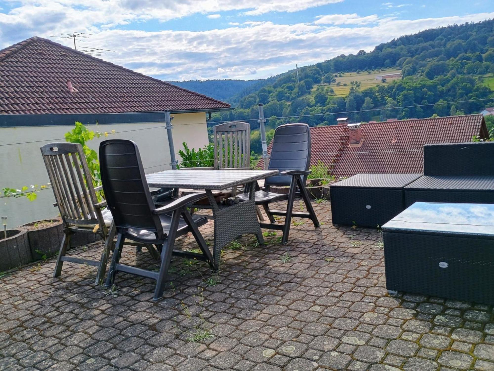 Sleep&Chill - Ruhige Uebernachtung Mit Main-Blick Apartamento Neustadt am Main Exterior foto