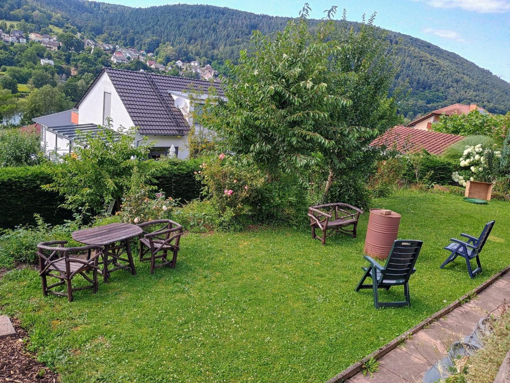 Sleep&Chill - Ruhige Uebernachtung Mit Main-Blick Apartamento Neustadt am Main Exterior foto