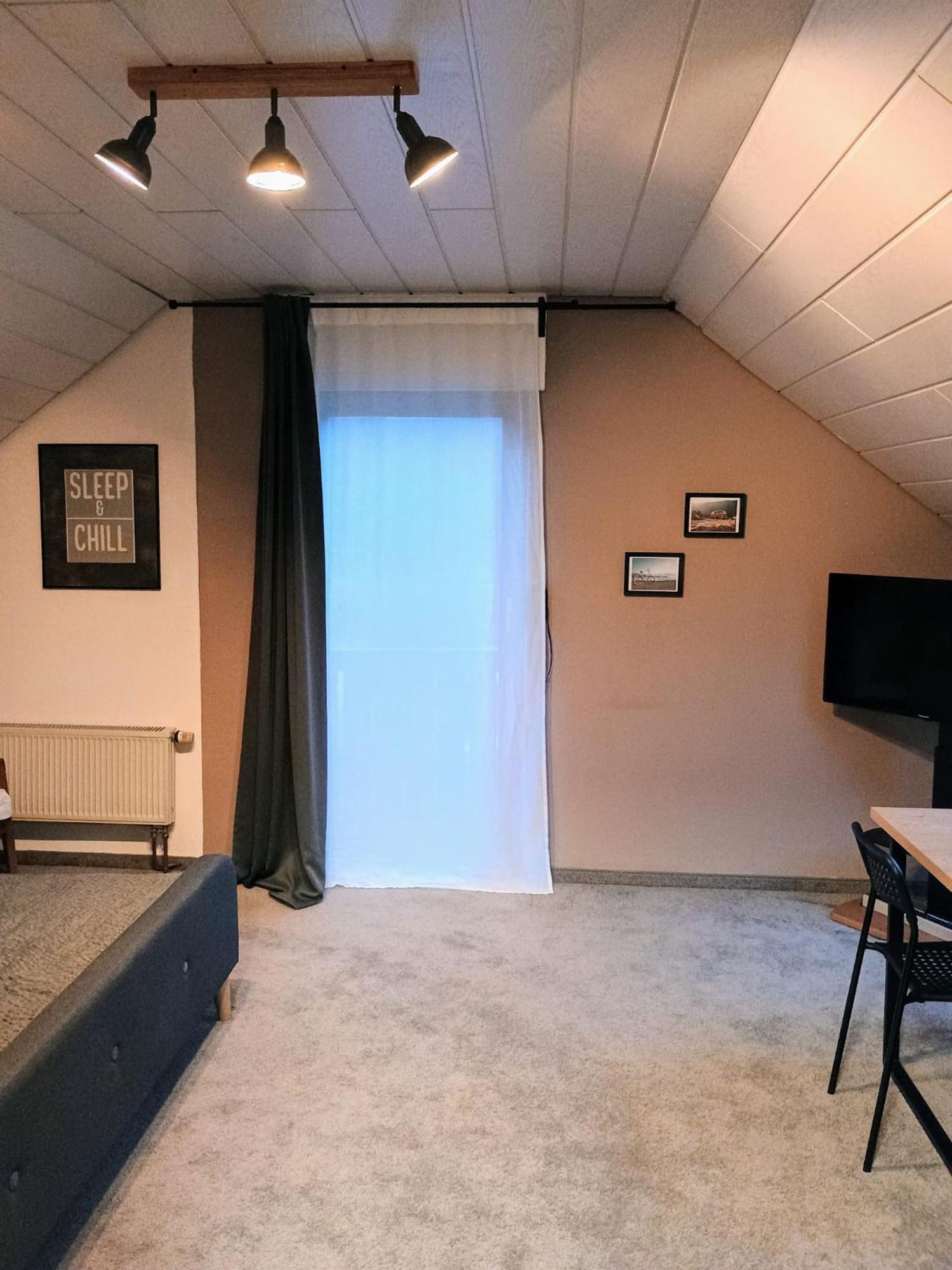 Sleep&Chill - Ruhige Uebernachtung Mit Main-Blick Apartamento Neustadt am Main Exterior foto